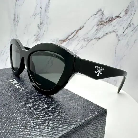 New PRADA Sunglasses Black Butterfly Cat Eye Logo Symbole Logo New - Picture 13 of 16